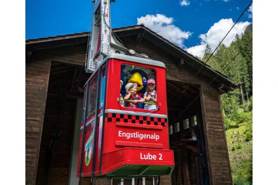 Téléphérique Globi Engstligenalp - Sortie en famille pour 2 adultes et 4 enfants max. 3  Téléphérique Globi Engstligenalp - Sortie en famille pour 2 adultes et 4 enfants max. 3