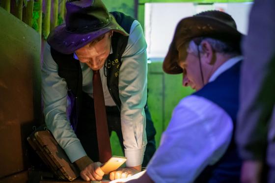 Escape Room - avec des énigmes personnalisées, 60 minutes pour 6 personnes 1  Escape Room - avec des énigmes personnalisées, 60 minutes pour 6 personnes 1