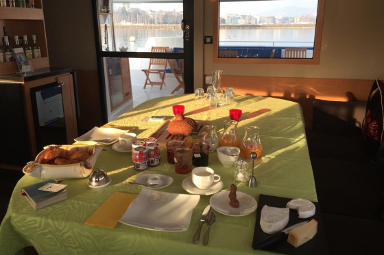 Katamaran Erlebnis - 1 Übernachtung für 2 Personen im Doppelzimmer mit Frühstück 8 