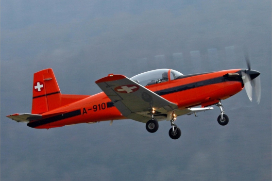 Vol en avion militaire - 30min avec un Pilatus PC-7 5 