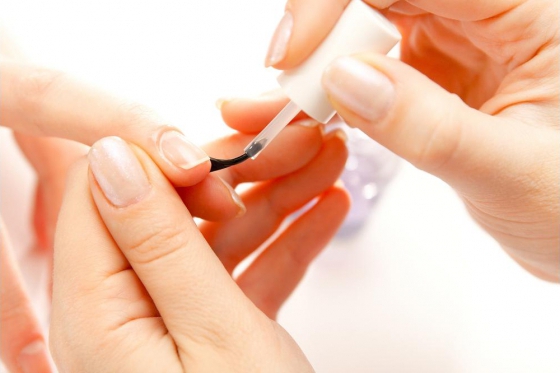 Wellness Paket - Gesichtspflege, Maniküre & Tages Make-Up 1 