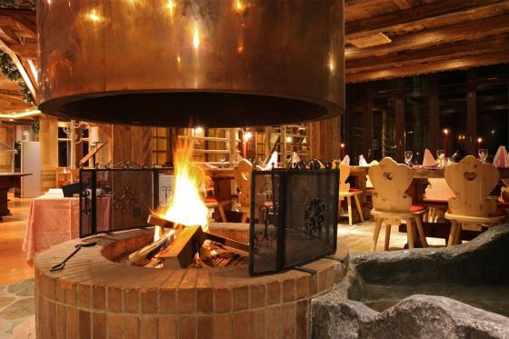 Wellnessaufenthalt in Leysin - 1 Nacht für 2 Erwachsene + 3 Kinder inkl. Buffet Abendessen & Spa 7 