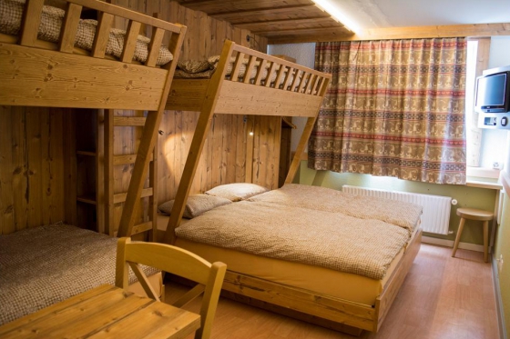 Séjour détente à Leysin - 1 nuit pour 2 adultes et 1 enfant, avec repas   Séjour détente à Leysin - 1 nuit pour 2 adultes et 1 enfant, avec repas