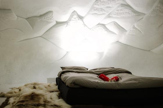 Schlaf-Iglu Engstligenalp - inkl. 3-Gang-Abendessen und Frühstück für 1 Person  