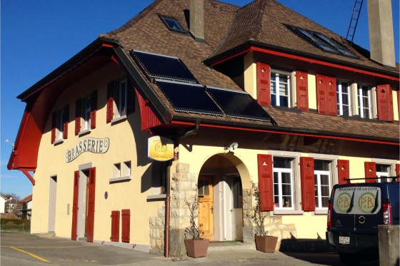 Dégustation de bières & visite - Brasserie de la Côte (VD) - Avec apéritif et pack cadeau - Pour 2 personnes 1 