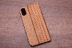 iPhone X Flip Case - en bois de cerisier 1