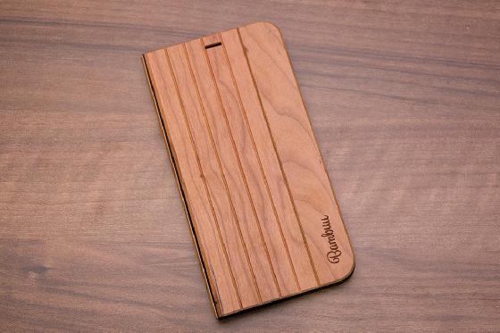 iPhone X Flip Case - Kirschenholz  