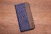 iPhone X Flip Case - en bois de Padouk et cuir bleu 