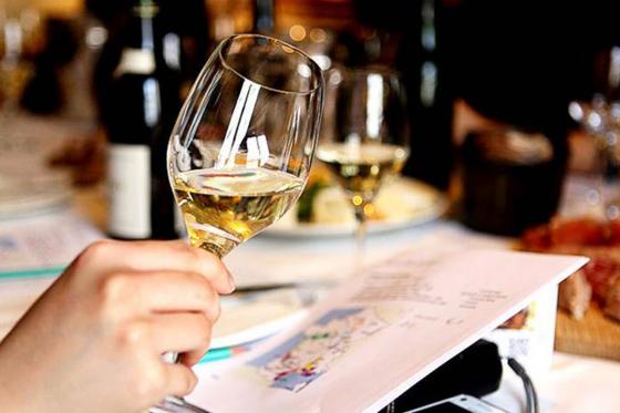 Abonnement de vins - Livraison pendant 12 mois à la maison 2 