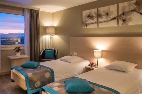 Détente au bord du lac Léman - 1 nuitée avec accès au wellness, massage en duo et petit-déjeuner 8 