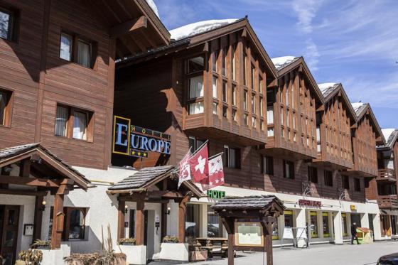 Break alpin à Zinal - Nuitée, accès au spa, menu 3 plats & petit déjeuner, pour 2 personnes   Break alpin à Zinal - Nuitée, accès au spa, menu 3 plats & petit déjeuner, pour 2 personnes