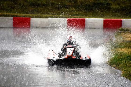 3 séances de 10 minutes de karting - Pour 1 adulte (dès 14 ans) 3  3 séances de 10 minutes de karting - Pour 1 adulte (dès 14 ans) 3