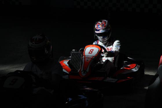 3 séances de 10 minutes de karting - Pour 1 enfant (de 8 à 13 ans) 6 