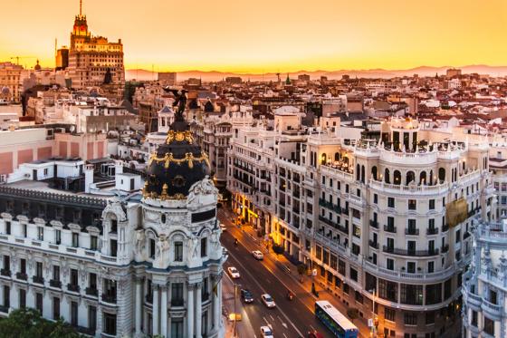 Voyage surprise « Deluxe » - City trip en Europe pour 2 | vol et hôtel inclus pour 2 nuits 1 