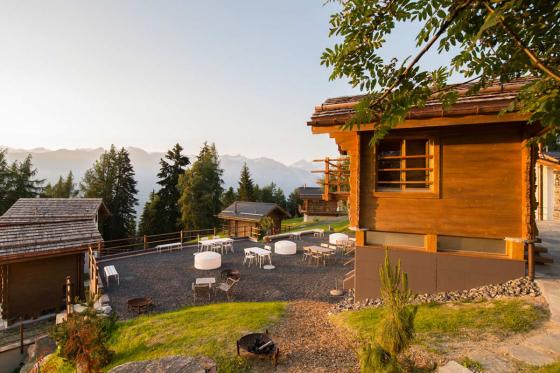 Séjour dans un chalet romantique - Pour 2 personnes avec 1h de jacuzzi comprise en basse saison 10 