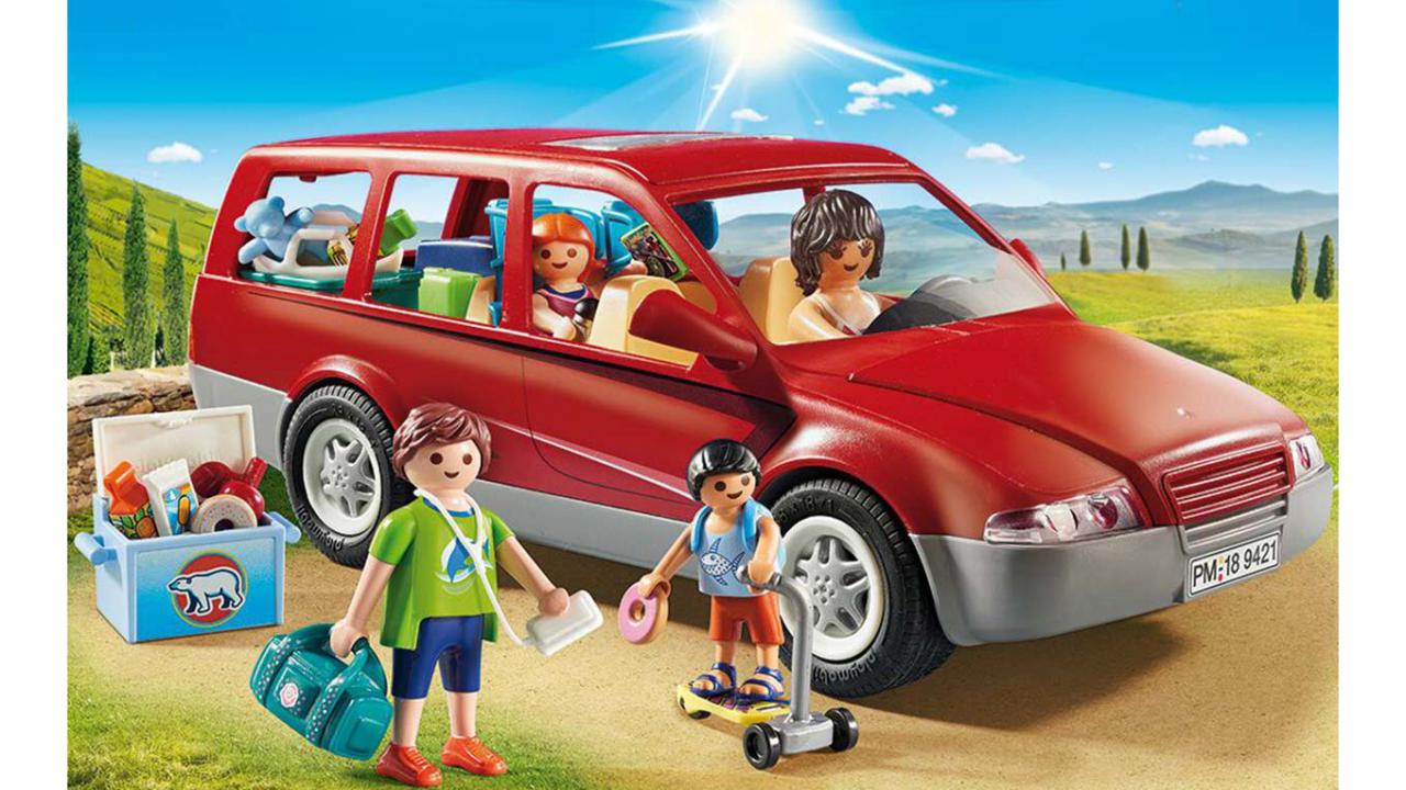 Playmobil - Famille avec voiture