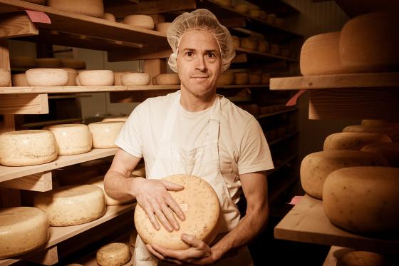 Übernachtung in den Alpen - 2 Nächte inkl. Fondue und Spa-Eintritt 8 