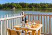 Cabane romantique sur le lac - une nuit avec spa, petit déjeuner et repas du soir 5