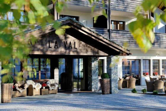 Luxus-Wellness in Brigels - inkl. Übernachtung im Classic Zimmer und 4-Gang Abendessen  