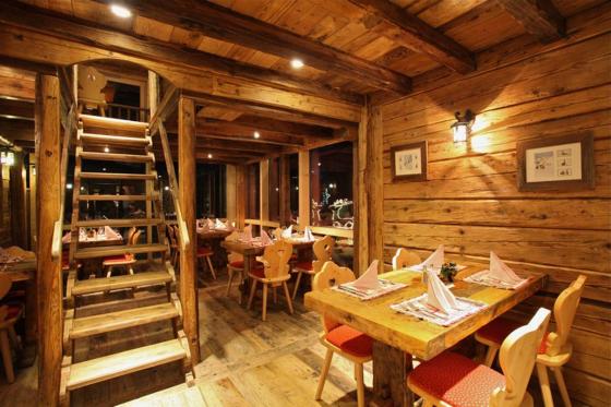 LAST MINUTE - Wellness à Leysin - 1 nuit pour 2 personnes, avec repas et accès au spa 8 