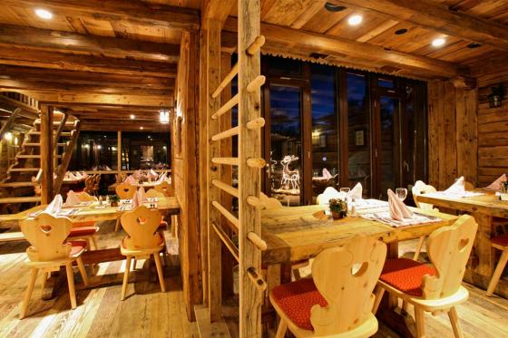 LAST MINUTE - Wellness à Leysin - 1 nuit pour 2 personnes, avec repas et accès au spa 9 