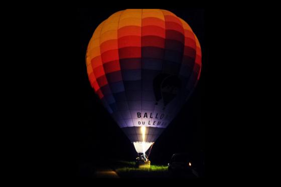 Vol de nuit en montgolfière - 1h de vol en Suisse romande, pour 1 personne 1 
