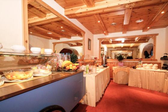 Übernachtung in Zinal - für 2 Personen mit 3-Gang Abendessen und Frühstück 4 