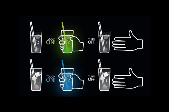 TouchON! Glas - Mit LED Beleuchtung, 300ml 4 