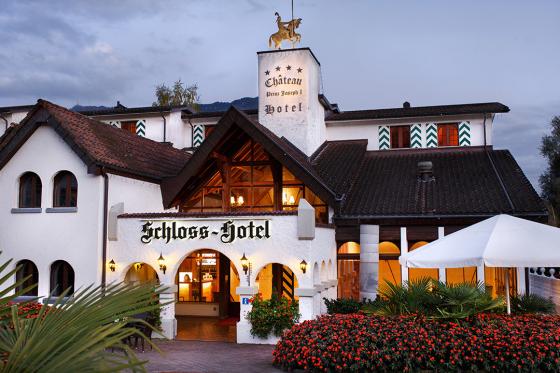 Schloss-Hotel Übernachtung - mit Sicht auf den Vierwaldstättersee 12 