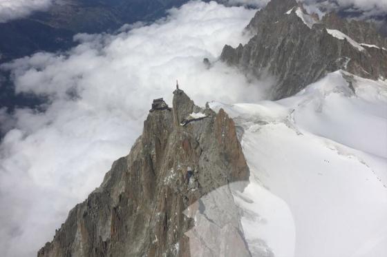 Survolez le Mont-Blanc - vol en hélicoptère de 30 minutes 3 
