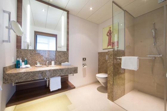 Junior Suite-Übernachtung - inkl. Frühstück und Erholung im Spa 3 
