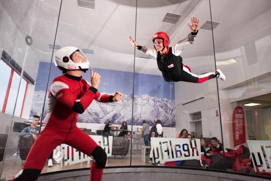 Simulateur de chute libre à Sion - 6 vols de bodyflying en soufflerie pour 1 ou 2 personnes 6 