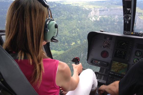 Piloter un hélicoptère - 40 minutes pour 1 personne à Gruyères  