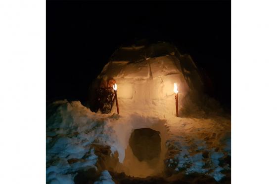 Iglu Übernachtung - mit Schneeschuhwanderung und Schlittelplausch 2 