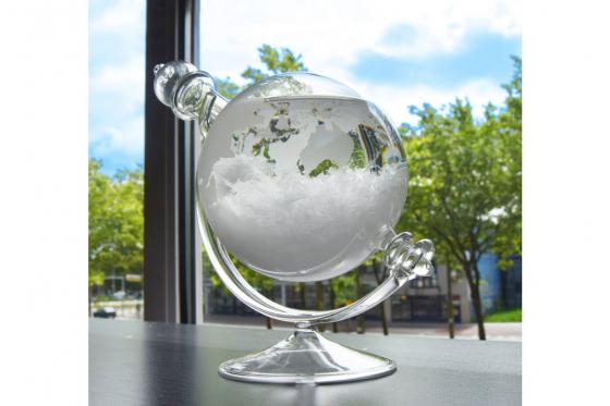 Sturmglas Globus - mystische Wettervorhersage  