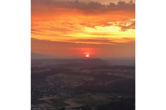 Sonnenaufgangs-Ballonfahrt - in Bern 2h Fahrt für 1 Person 5 