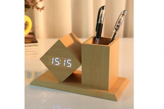 Stiftehalter - mit Multifunktions-Uhr 4 