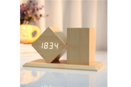 Stiftehalter - mit Multifunktions-Uhr 5 