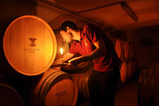 Weinabo Geschenk - 3 Lieferungen exzellenten Wein geniessen 1  Weinabo Geschenk - 3 Lieferungen exzellenten Wein geniessen 1