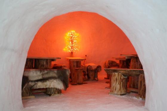 Menu Fondue dans un igloo -  Pour 2 personnes, à Leysin (VD) 4 