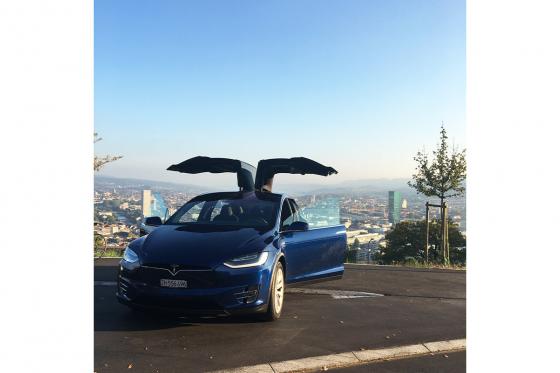 1 Tag Tesla mieten -  inkl. 250km Model X 100D 5 
