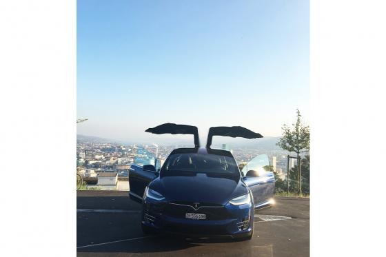 1 Tag Tesla mieten -  inkl. 250km Model X 100D 6 