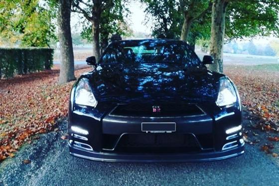 Location d'une Nissan GT-R - durant 24h, 300km inclus 2 