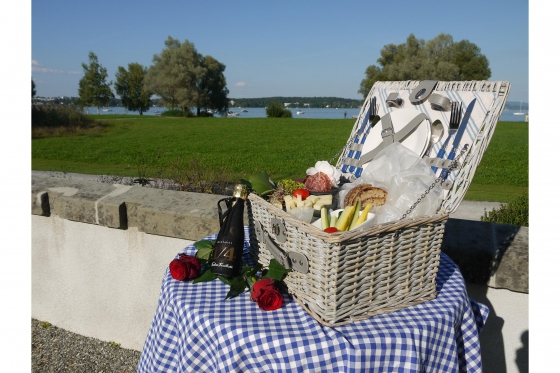 Wunderbarer Tag für 2 - Ausflug mit Schifffahrt & Picknickkorb 2 