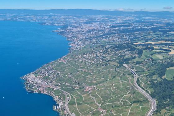 Lausanne Helikopterflug - inkl. Fondue-Plausch für 2 Personen  3 