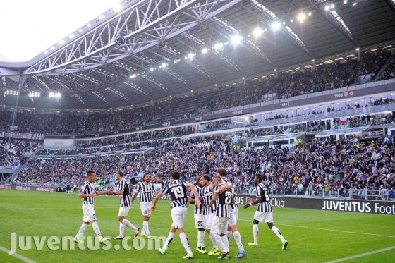 Juventus Turin Tickets - Package für 2 inkl. Übernachtung 3 