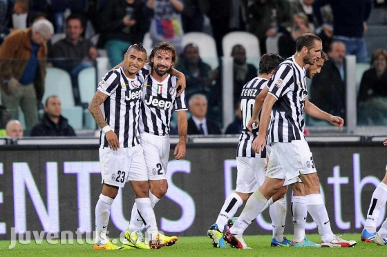 Juventus Turin Tickets - Package für 2 inkl. Übernachtung 4 