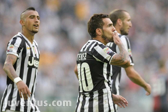 Juventus Turin Tickets - Package für 2 inkl. Übernachtung 5 