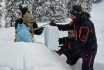 Iglu bauen - und eine Schlittenabfahrt 1