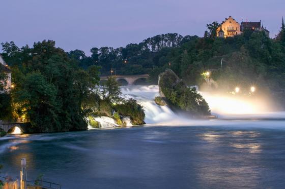Dinner am Rheinfall - inkl. Limousinenfahrt zum Restaurant 1 